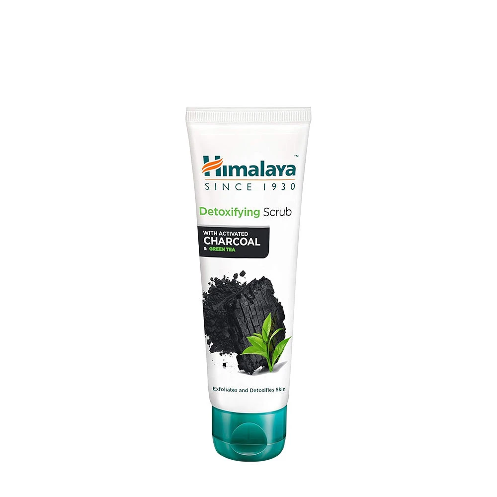Himalaya - Afgiftende Scrub med Aktiveret Kul & Grøn Te 75 ml
